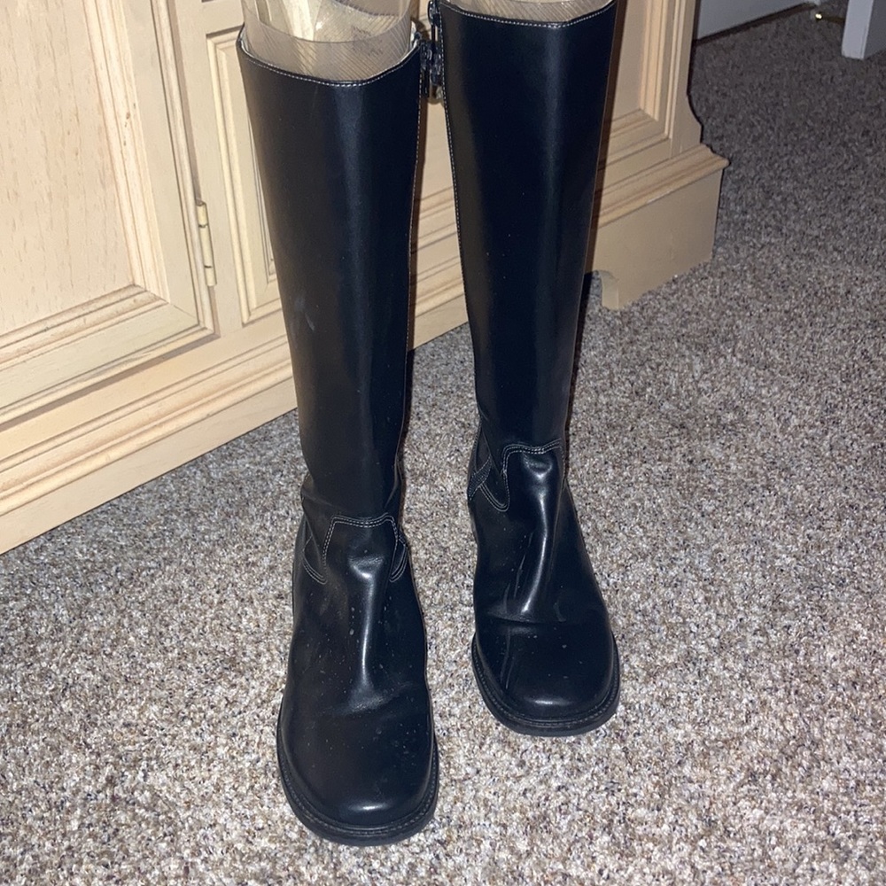 LL Bean black leather boots